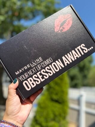 Maybelline Lifter Gloss and Lip Liner PR box featuring new viral lip combos