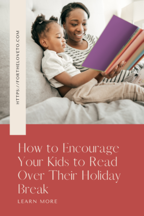 Parent reading with child to encourage kids to read over the holiday break