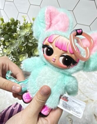 Opening the hidden accessories inside the new L.O.L. Surprise Plush Surprise collectible plush toy